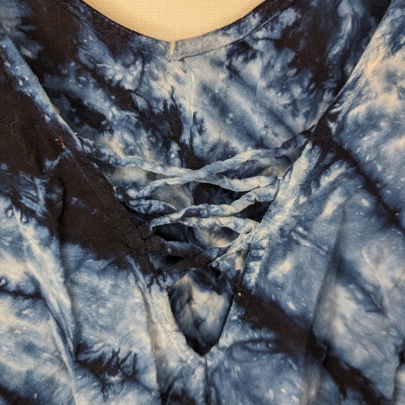 Sevengate Blue Tie Dye Shorts Romper Tie Waist Size Medium Pockets - Picture 2 of 11